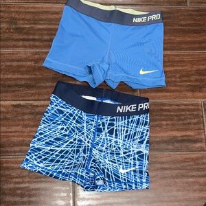 Nike Women's Blue and Patterned Pro Shorts